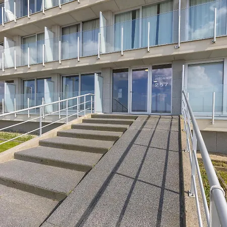 Studio Met Frontaal Zeezicht Middelkerke Exterior photo